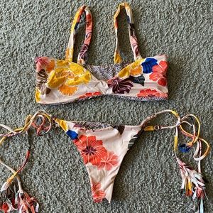 Acacia retro paradise set